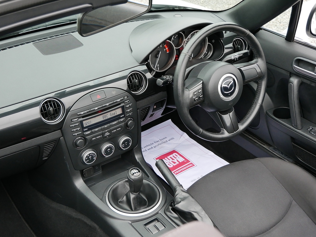 Mazda MX-5 2.0I Sport Tech Roadster Euro 5 Red #46