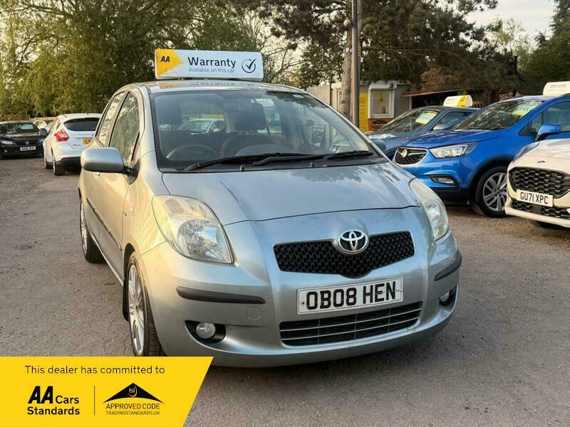 Toyota Yaris 1.4 D-4d Sr Multimode Silver #2