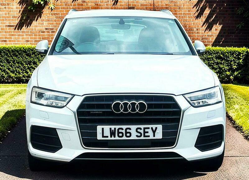 Audi Q3 2.0 Tfsi Sport Suv White #2