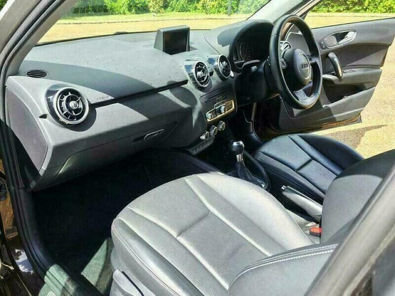 Volkswagen Polo Hatchback 1.2 Match Edition 2013 Red #18