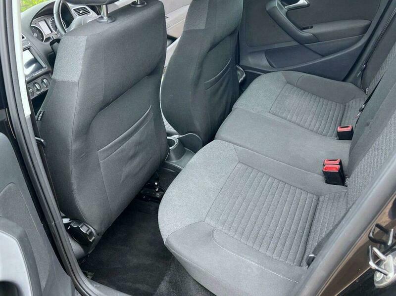 Volkswagen Polo 1.4 Polo Match Red #59