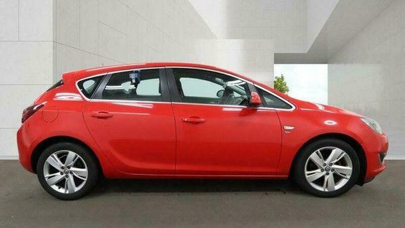 Vauxhall Astra 1.6 16V Sri Red #5