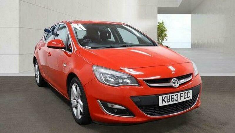 Vauxhall Astra 1.6 16V Sri Red