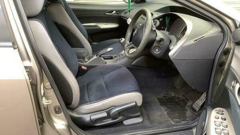 Honda Civic 1.8 I-vtec Ex I-shift Red #9