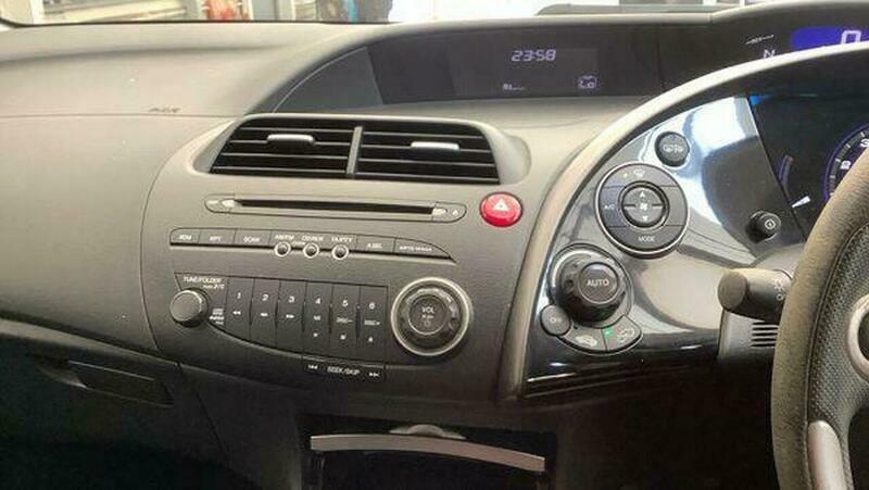 Honda Civic 1.8 I-vtec Ex I-shift Red #10