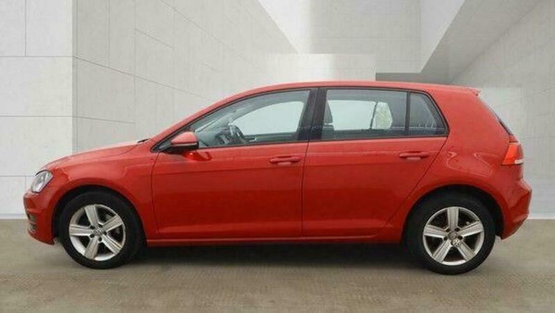 Volkswagen Golf 1.6 Tdi Bluemotion Tech Red #4