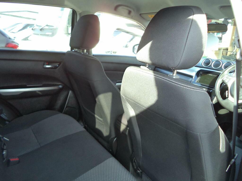 Suzuki Vitara Sz5 Boosterjet Silver #33