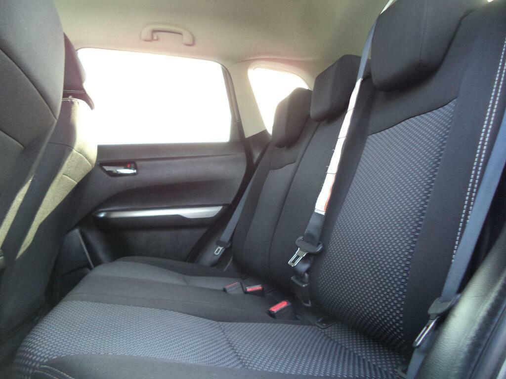 Suzuki Vitara Sz5 Boosterjet Silver #37