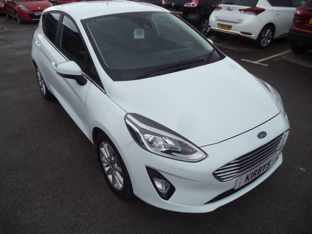 Ford Fiesta 1.0T Ecoboost Titanium X Euro 6 S S White