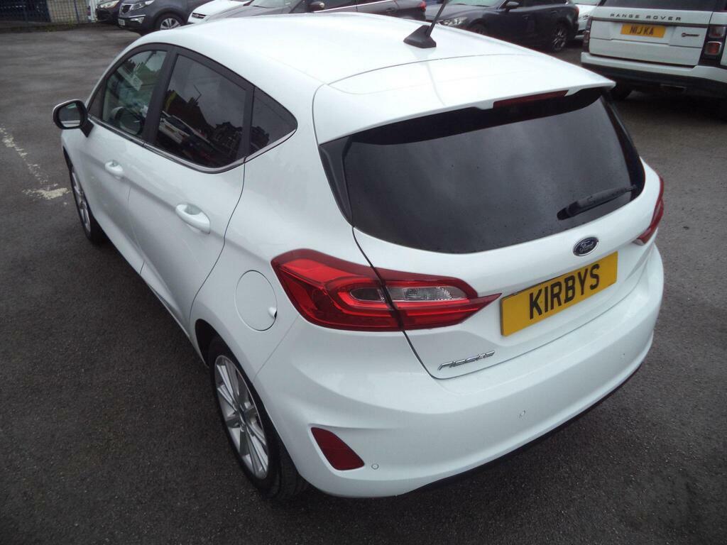 Ford Fiesta 1.0T Ecoboost Titanium X Euro 6 S S White #5