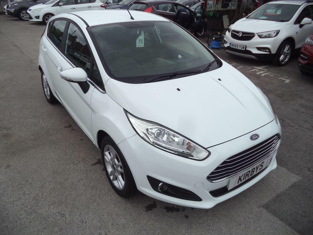 Ford Fiesta 1.0T Ecoboost Zetec Euro 6 S S White