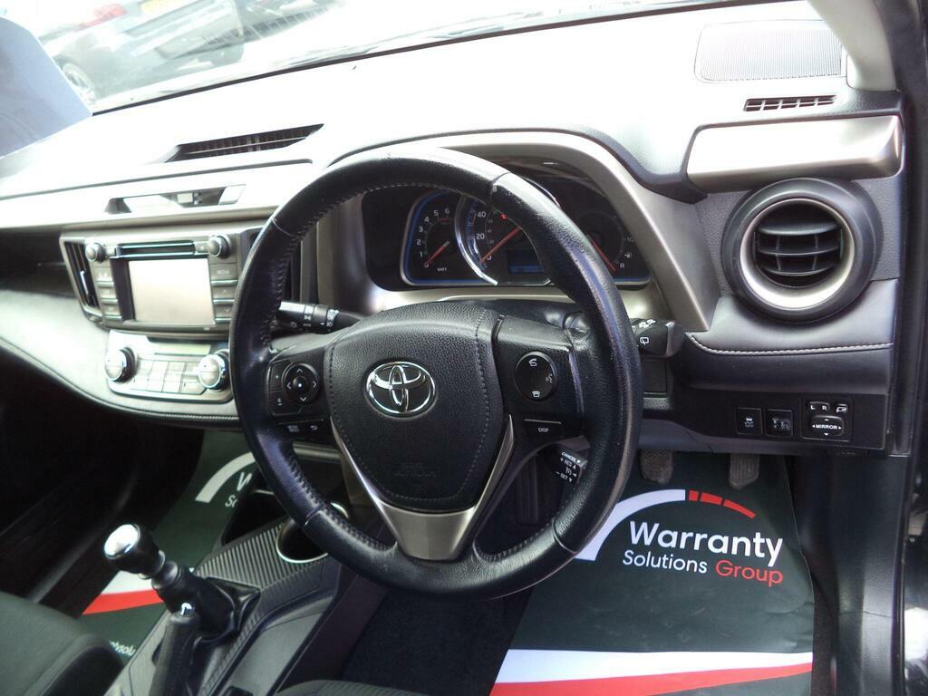 Toyota Rav 4 2.2 D-cat Invincible White #27