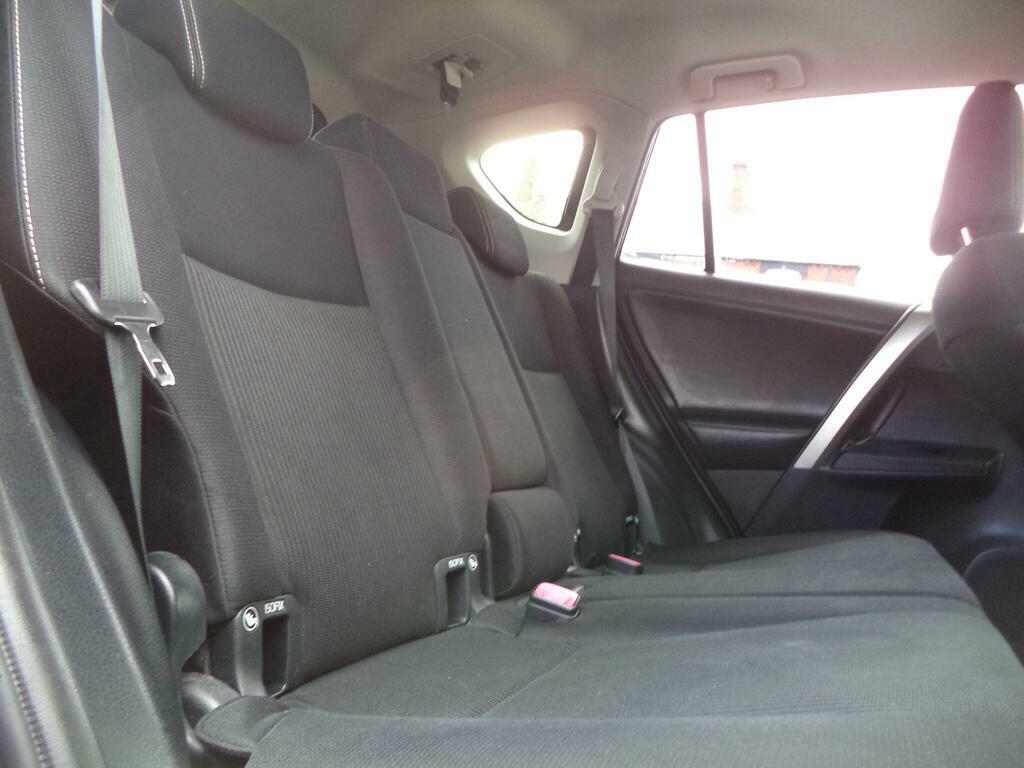 Toyota Rav 4 2.2 D-cat Invincible White #33