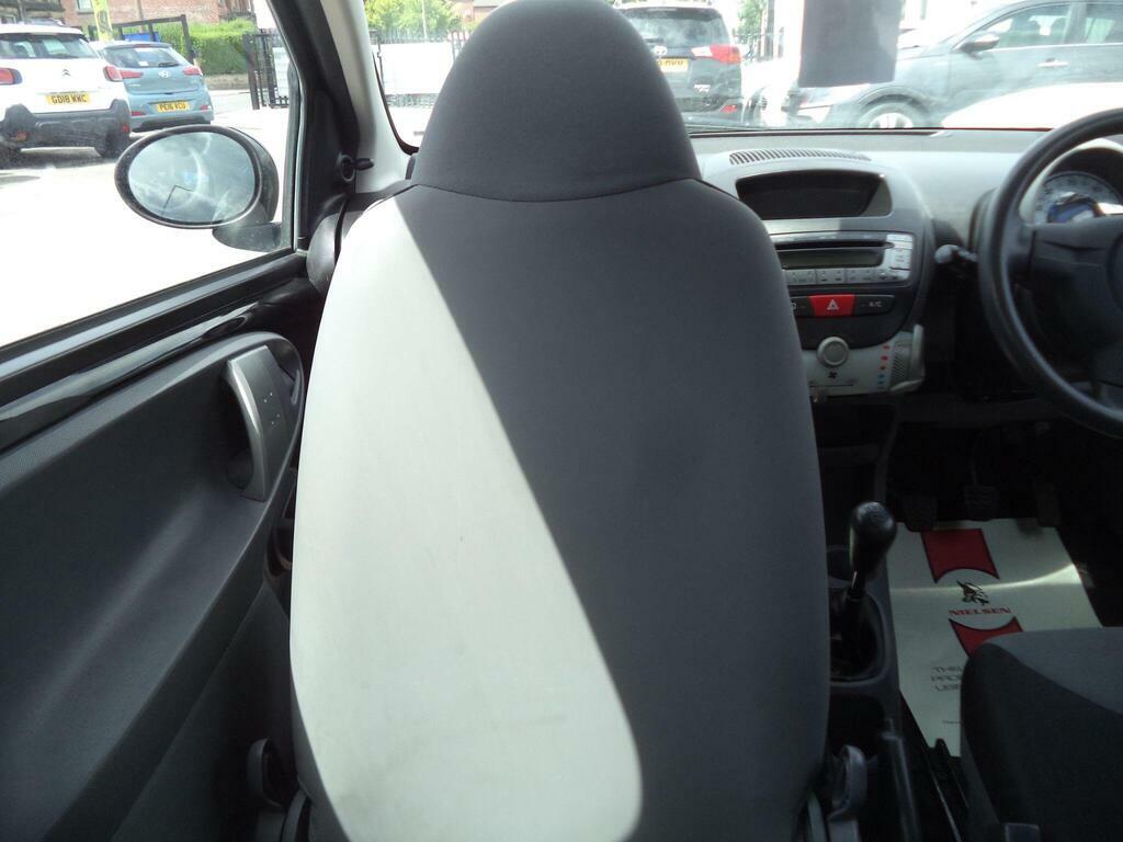 Citroen C1 1.0I Vtr White #32