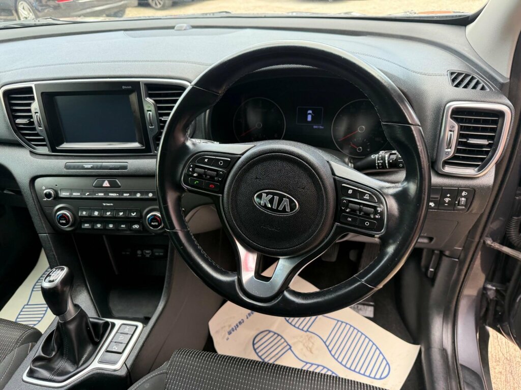 Kia Sportage 2.0 Crdi Gt-line White #11