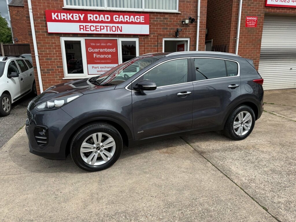 Kia Sportage 2.0 Crdi Gt-line White #1