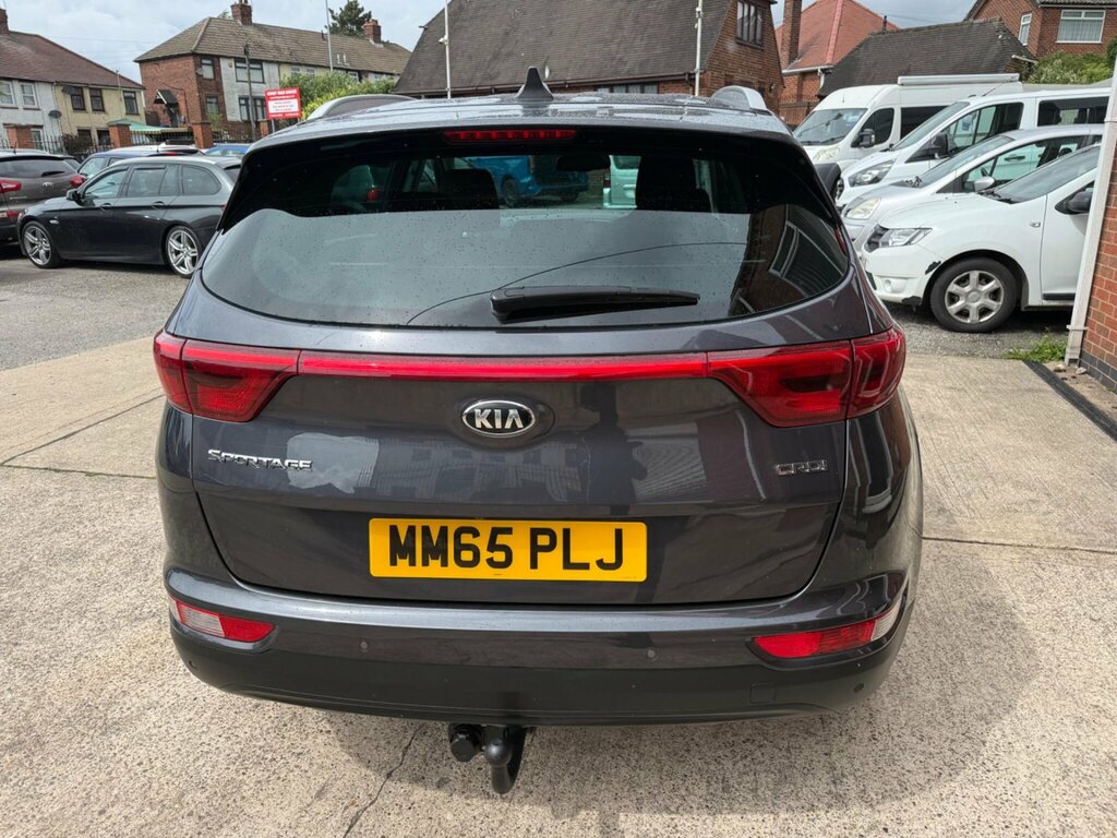 Kia Sportage 2.0 Crdi Gt-line White #8
