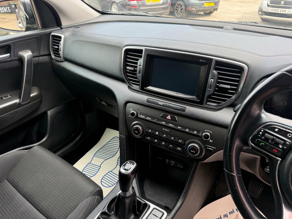 Kia Sportage 2.0 Crdi Gt-line White #12