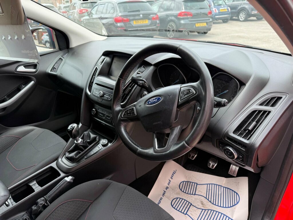 Ford Focus 1.0 Ecoboost Zetec Grey #10