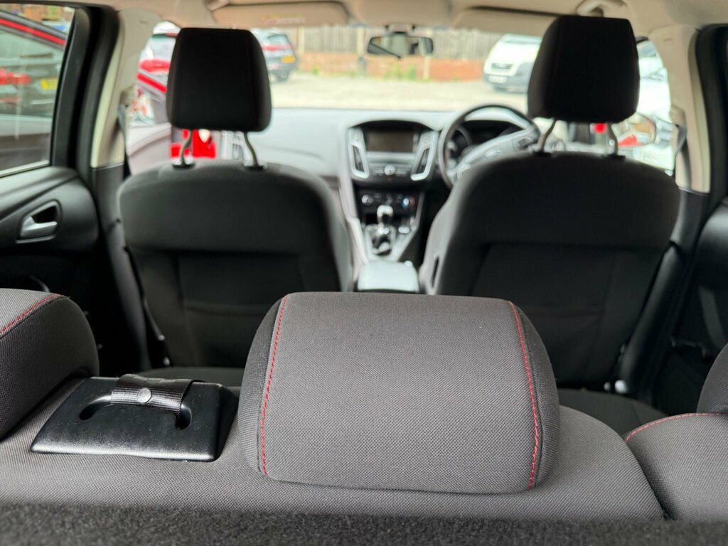 Ford Focus 1.0 Ecoboost Zetec Grey #23