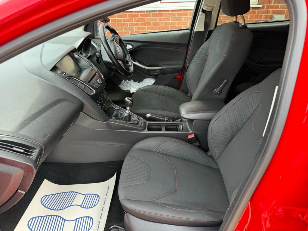 Ford Focus 1.0 Ecoboost Zetec Grey #18