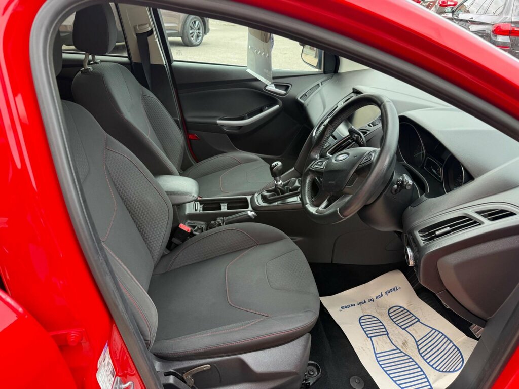 Ford Focus 1.0 Ecoboost Zetec Grey #13