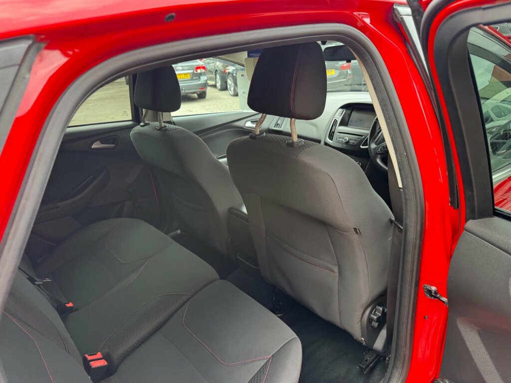 Ford Focus 1.0 Ecoboost Zetec Grey #15