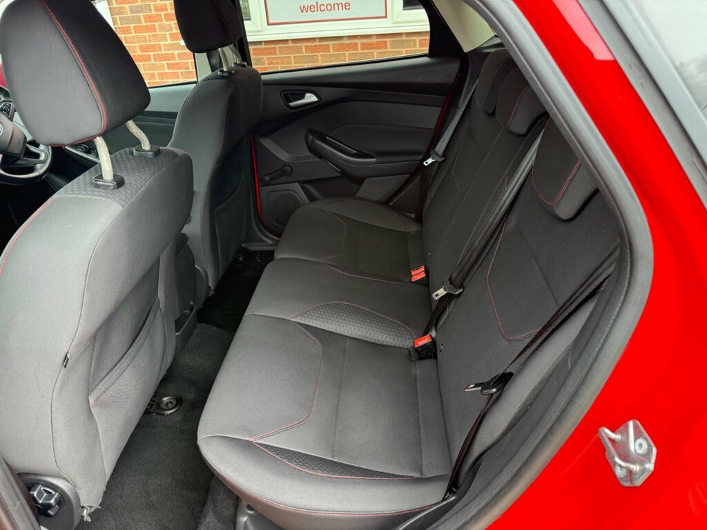 Ford Focus 1.0 Ecoboost Zetec Grey #21