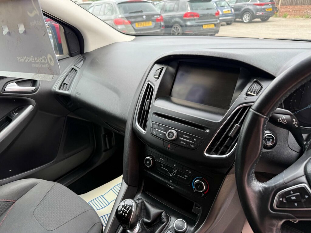 Ford Focus 1.0 Ecoboost Zetec Grey #12