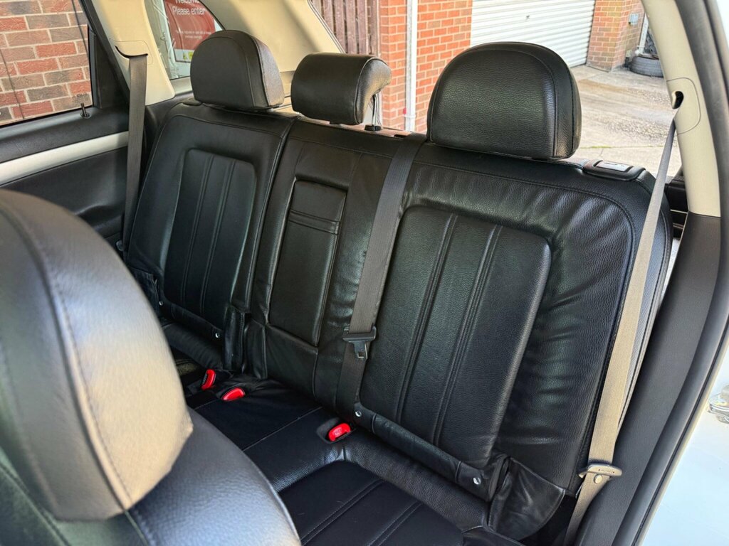 Vauxhall Antara Antara Exclusiv Cdti 4X4 Black #22