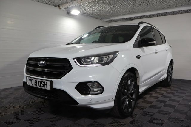 Ford Kuga 1.5T Ecoboost St-line Edition Suv YC19OSH White #3