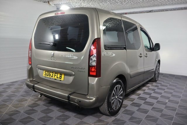 Peugeot Partner Tepee 1.6 Hdi Tepee S Mpv 135 G Km 92 Brown #6