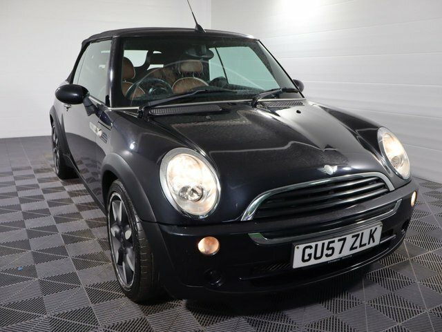 Mini Convertible 1.6 One Sidewalk Convertible Eur Black
