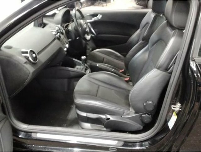Audi A1 1.6 Tdi Sport Black #4
