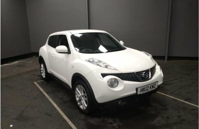 Nissan Juke Hatchback Black #1