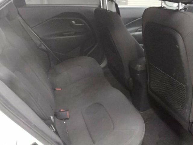 Kia RIO 1.4 3 Hatchback Euro 6 107 Bhp White #4