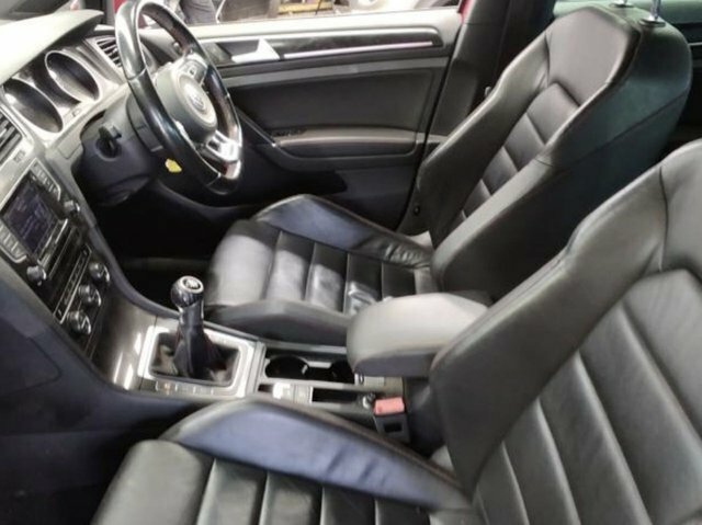 Volkswagen Golf 2.0 Tsi Bluemotion Tech Gti Hatchback M GY64EZR Red #2
