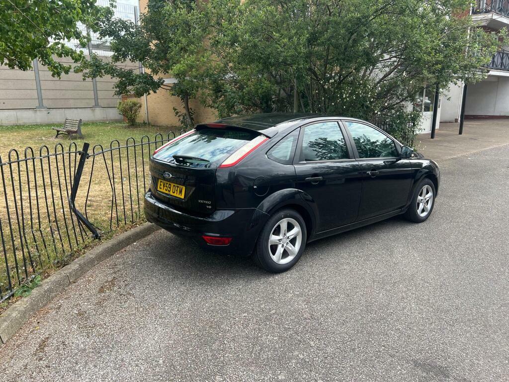 Ford Focus 1.6 Zetec Black #3