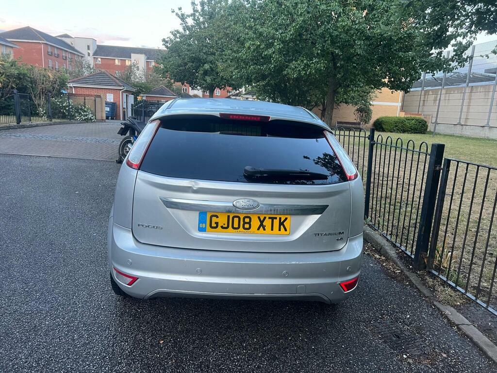 Ford Focus 1.6 Titanium Silver #6