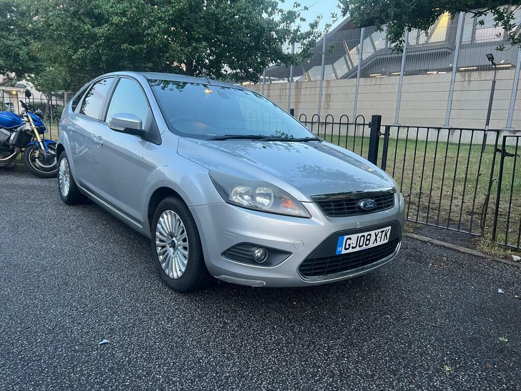 Ford Focus 1.6 Titanium Silver