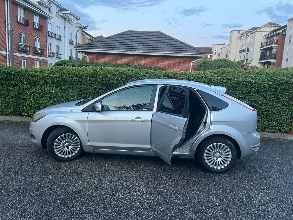 Ford Focus Titanium Blue #70