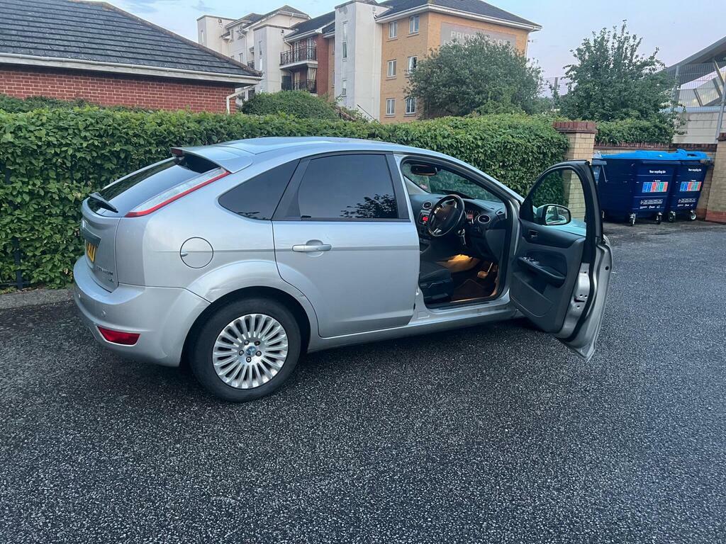 Ford Focus Titanium Blue #73
