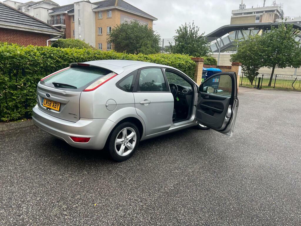 Ford Focus 1.6 Titanium Grey #59