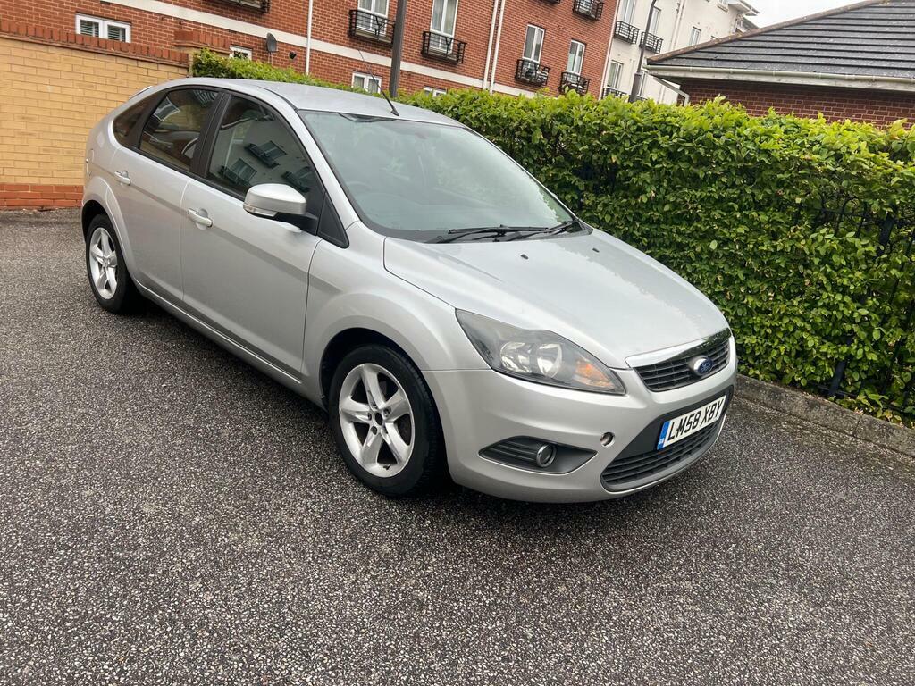 Ford Focus 1.6 Titanium Grey #40