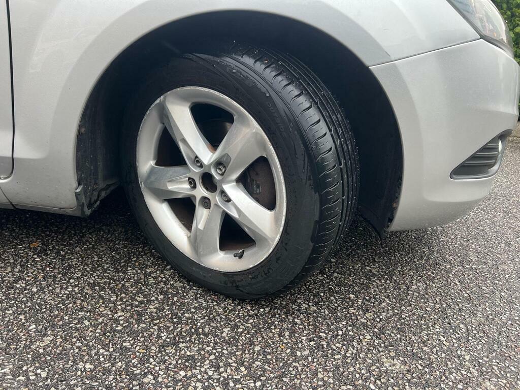 Ford Focus 1.6 Titanium Grey #30