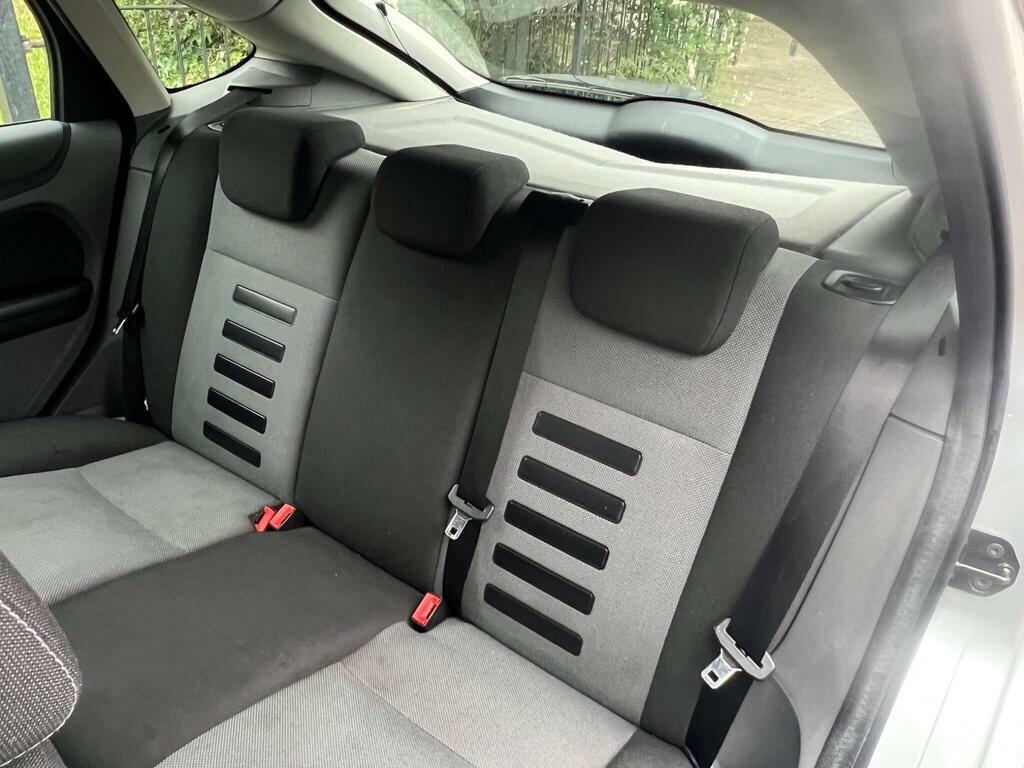 Ford Focus 1.6 Titanium Grey #17