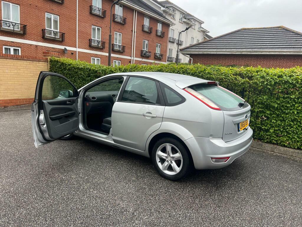 Ford Focus 1.6 Titanium Grey #60