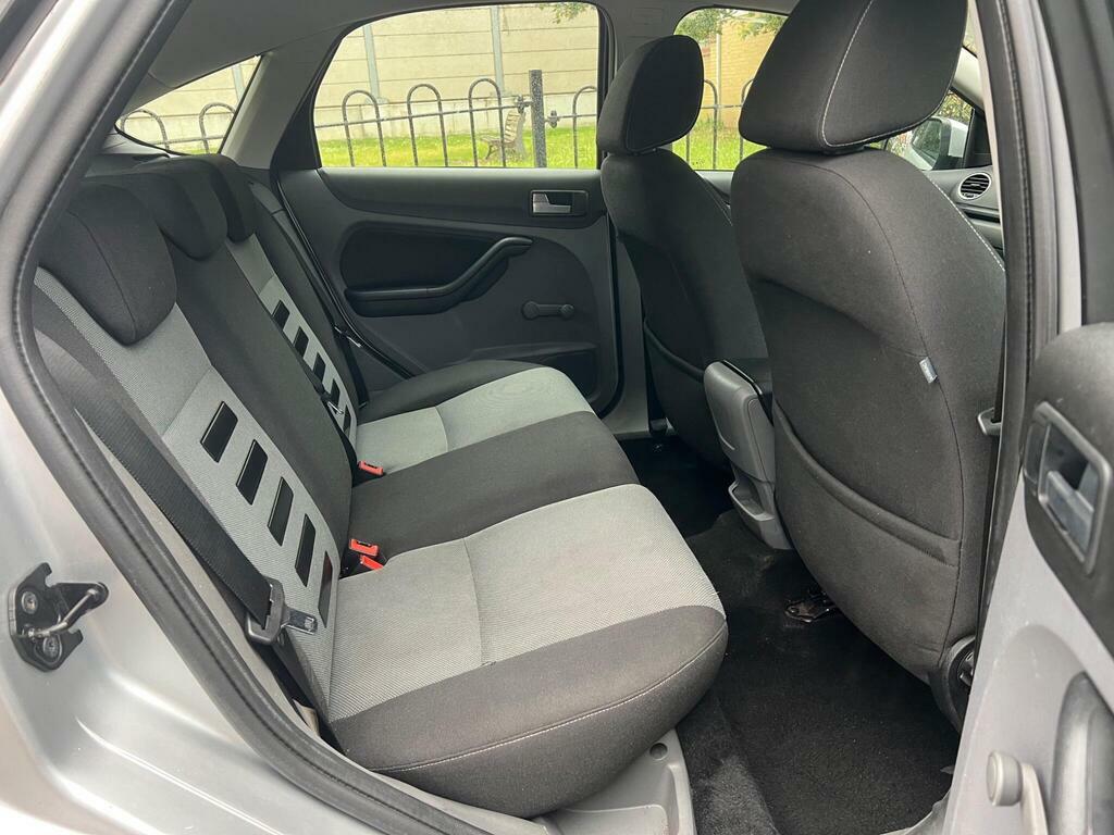 Ford Focus 1.6 Titanium Grey #14