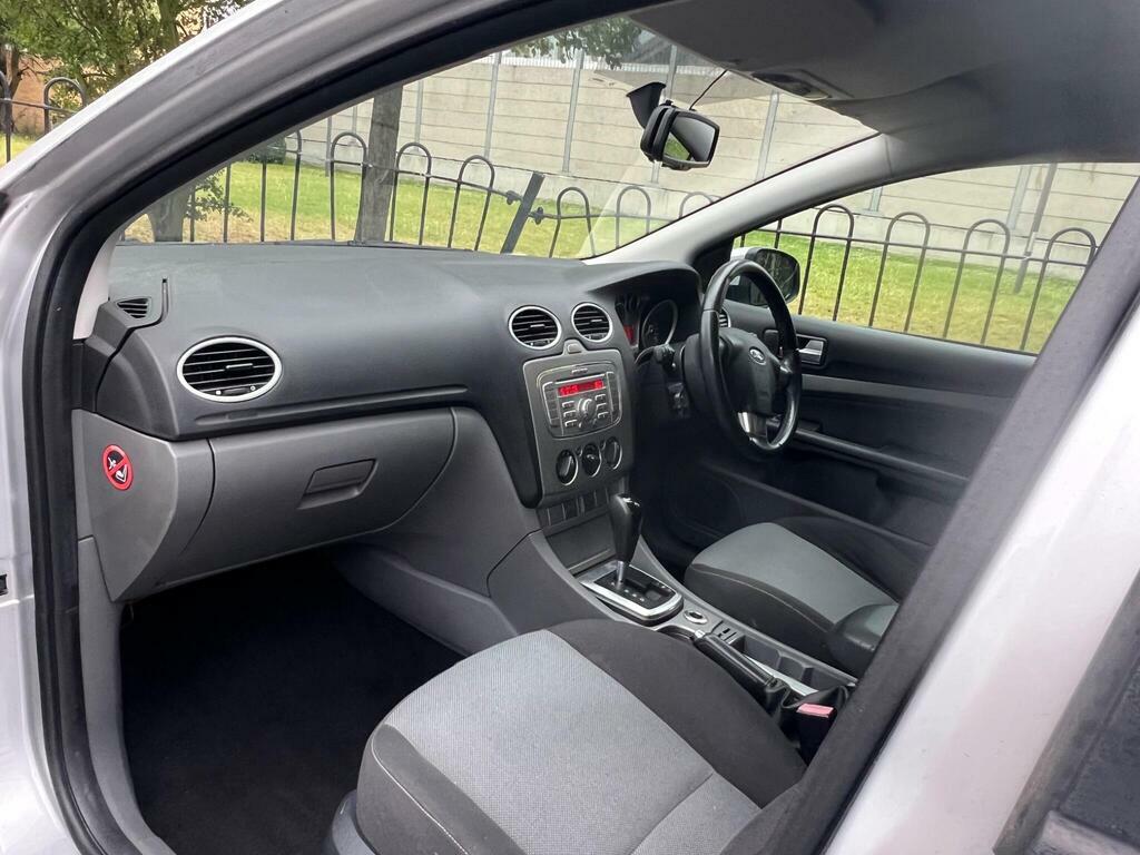 Ford Focus 1.6 Titanium Grey #13