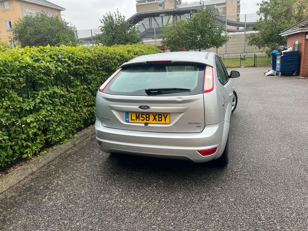 Ford Focus 1.6 Titanium Grey #54